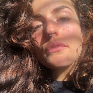 Meet your Posher, Tessa